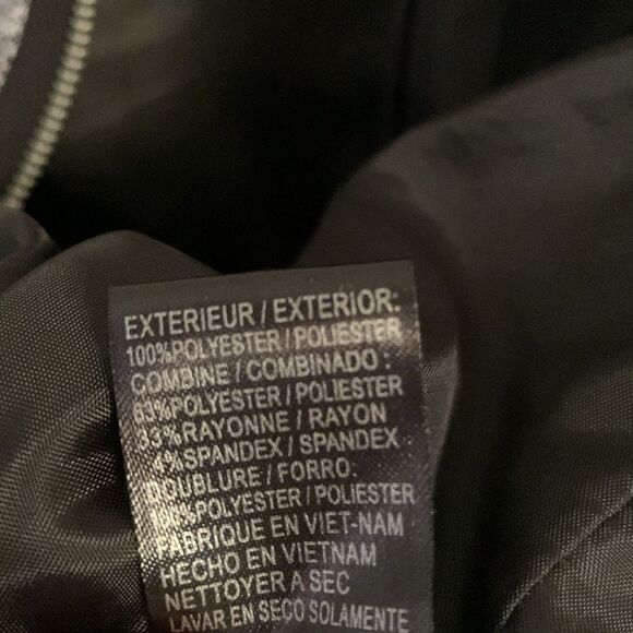 Tahari Purple White/Black Tweed Blazer with Modern Zipper Size 10 P - Picture 12 of 12